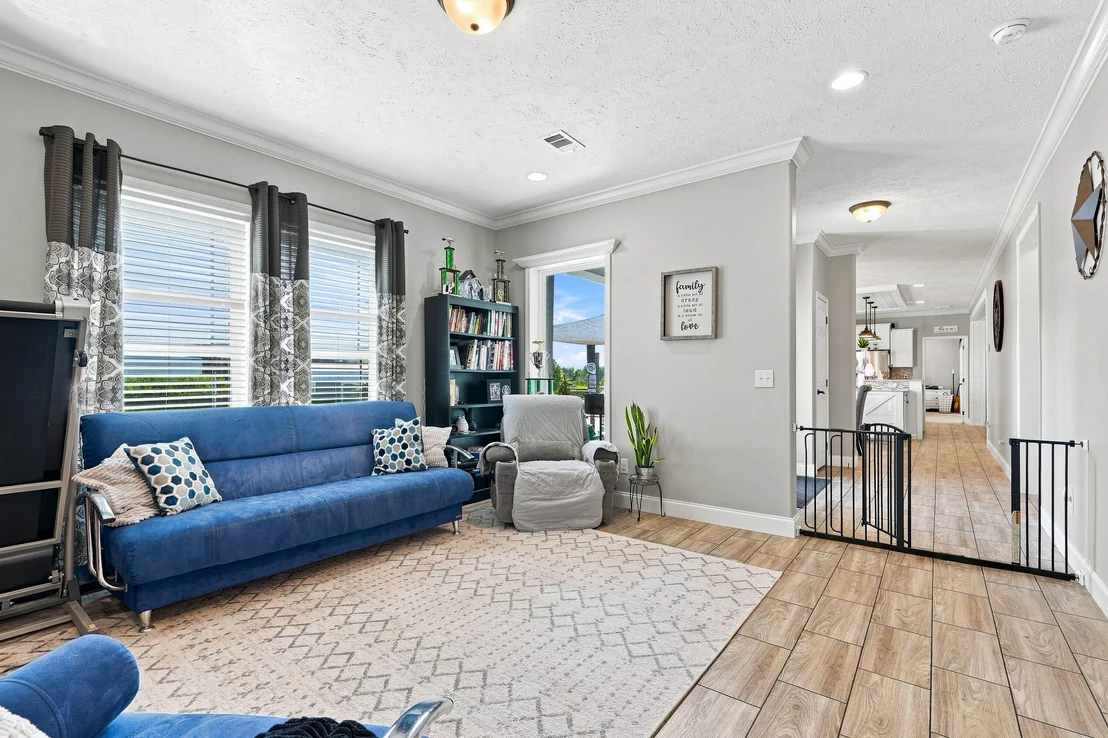 Photo of 4944 NE 115th Place