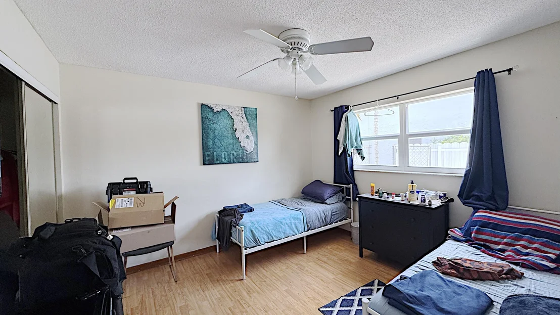 Photo of 411 SE 4th Street