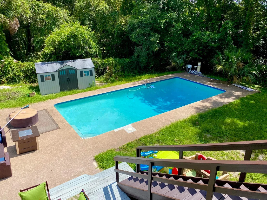 Photo of 353 Pine Tree Road