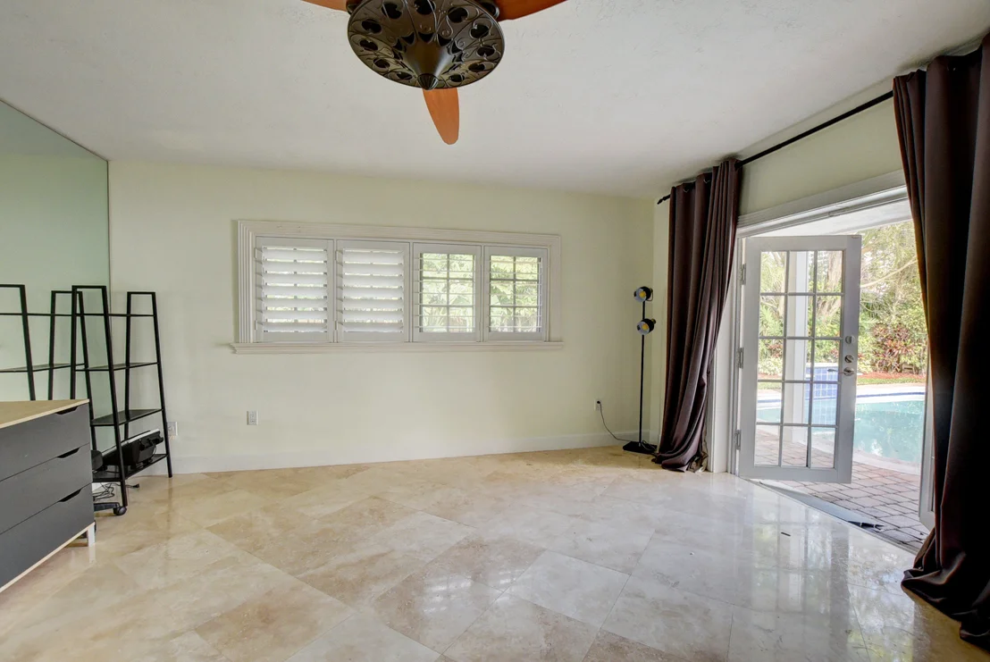 Photo of 867 Malaga Drive