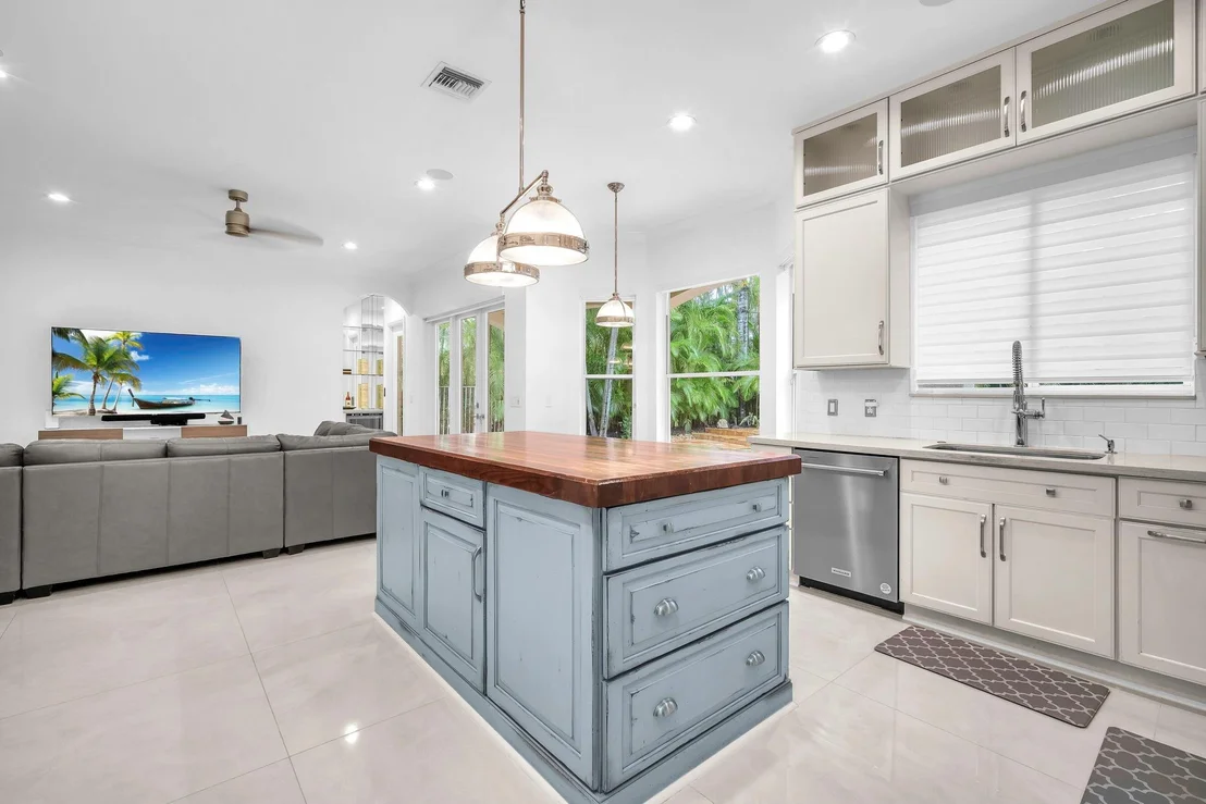 Photo of 21062 Bella Vista Circle