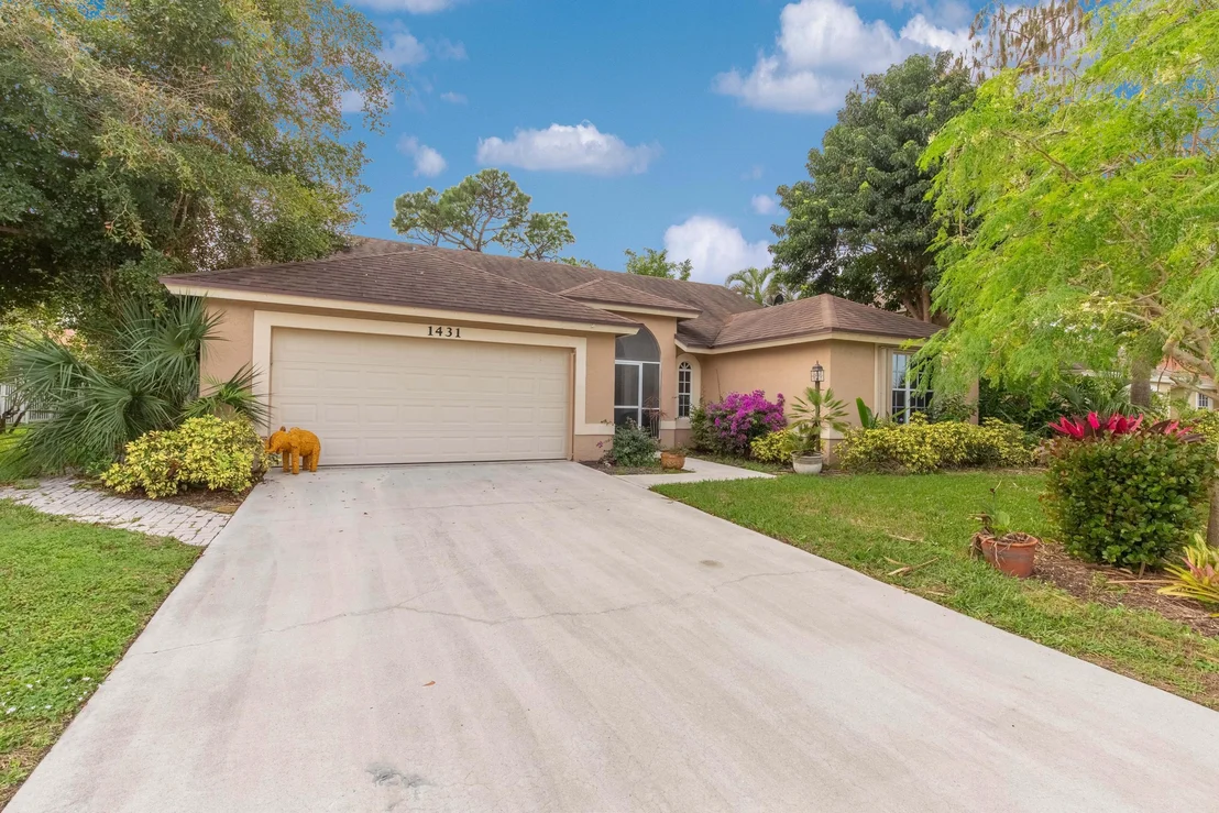 Photo of 1431 Hideaway Bnd Bend
