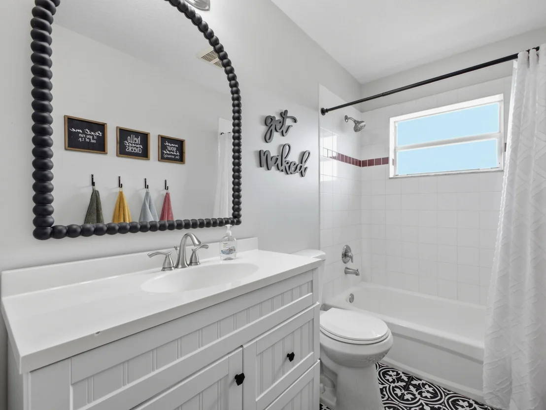 Photo of 5676 Azalea Circle