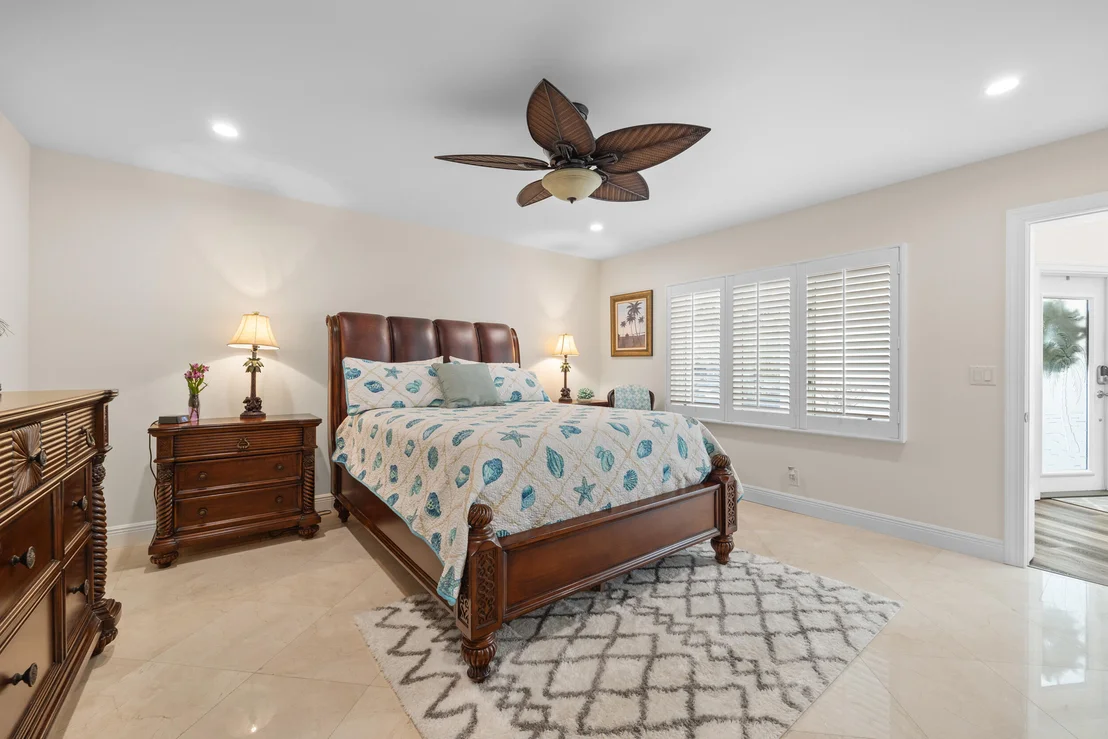 Photo of 163 River Drive