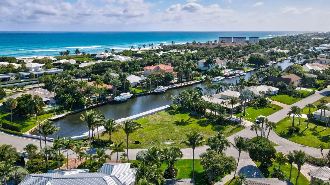 Photo of 25 Sabal Island Drive