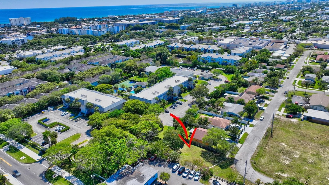 Photo of 1011 Miami Boulevard
