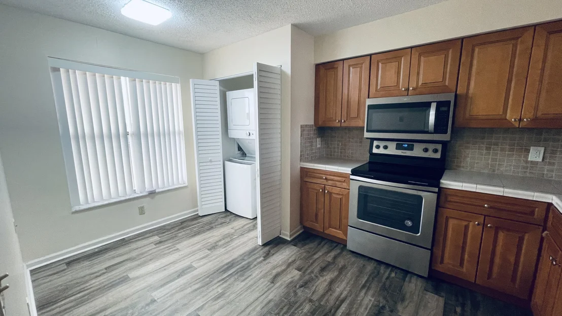 Photo of Unit 708 at 14575 Bonaire Boulevard