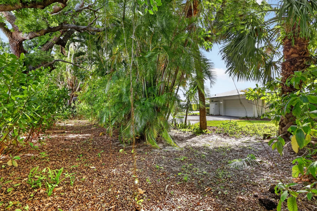 Photo of 1233 NW River Terrace
