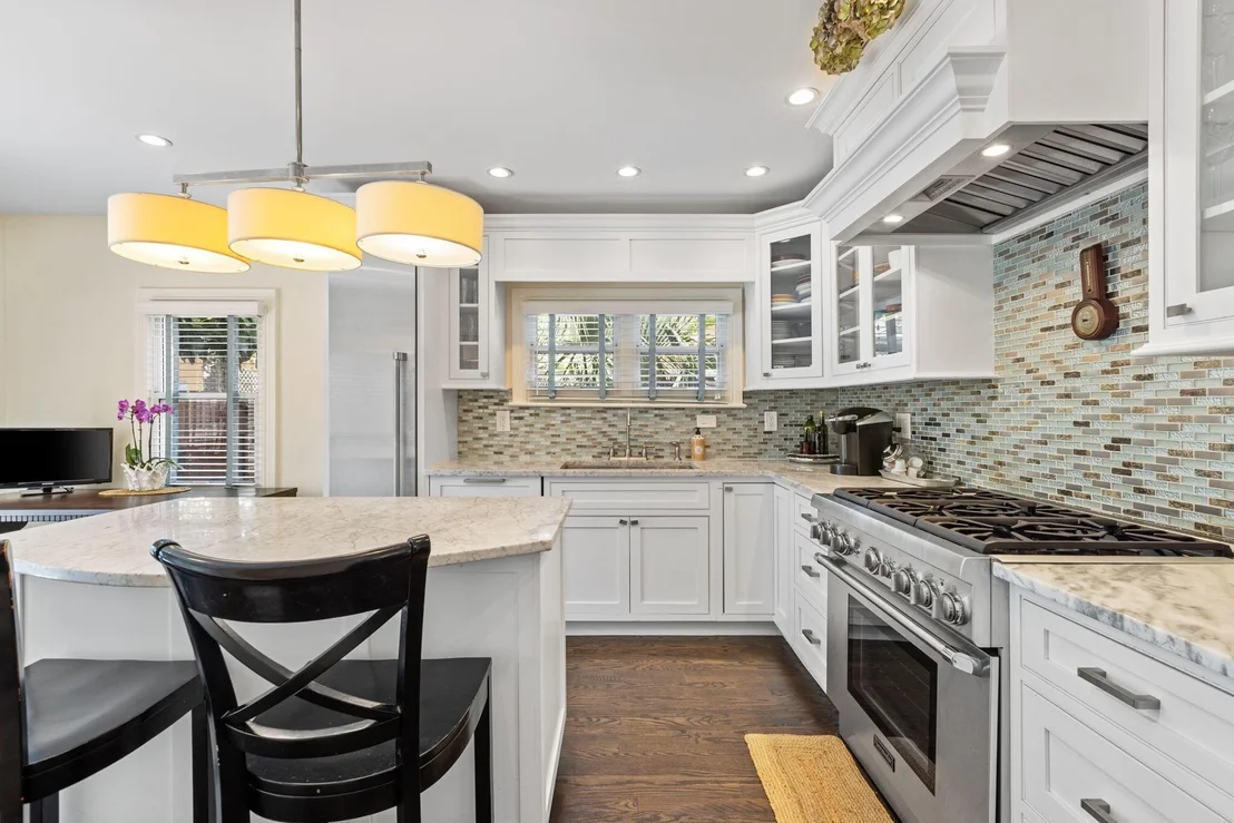 Photo of 3225 Vincent Road