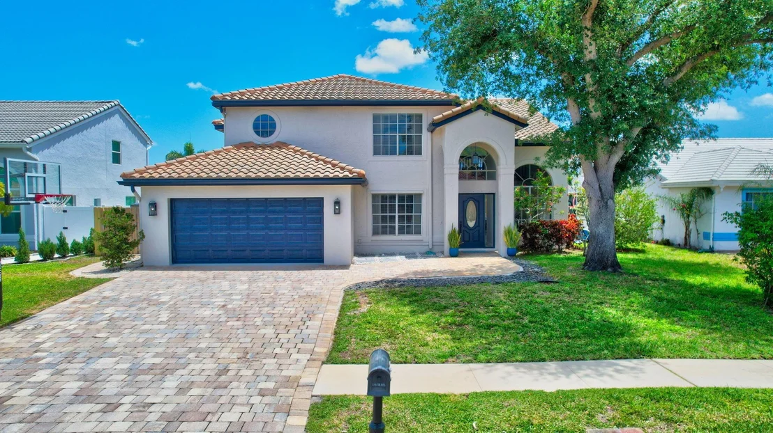 Photo of 8884 Spring Valley Drive