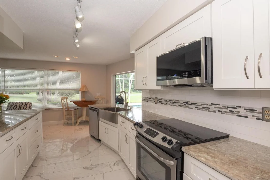 Photo of 2811 SE Fairway W