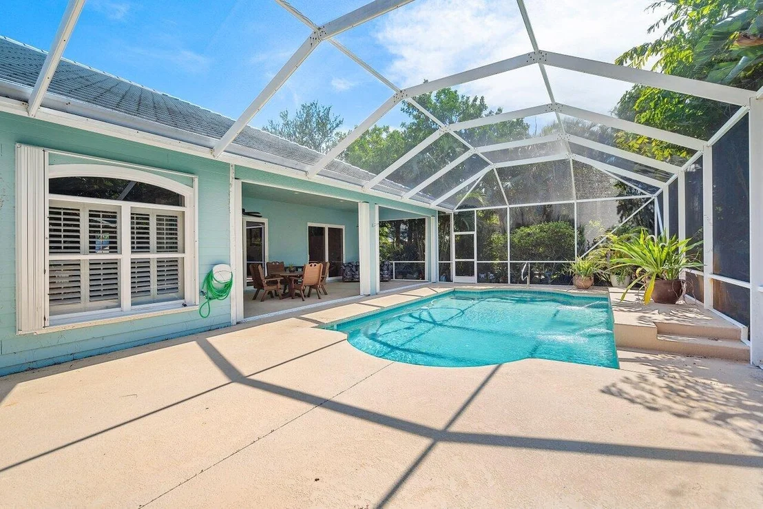 Photo of 18730 SE Lakeside Way