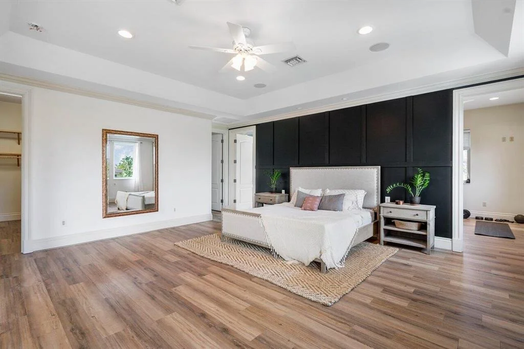 Photo of 804 Marbella Lane E