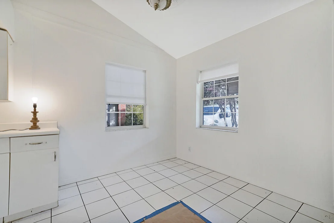 Photo of 240 Cornell Drive