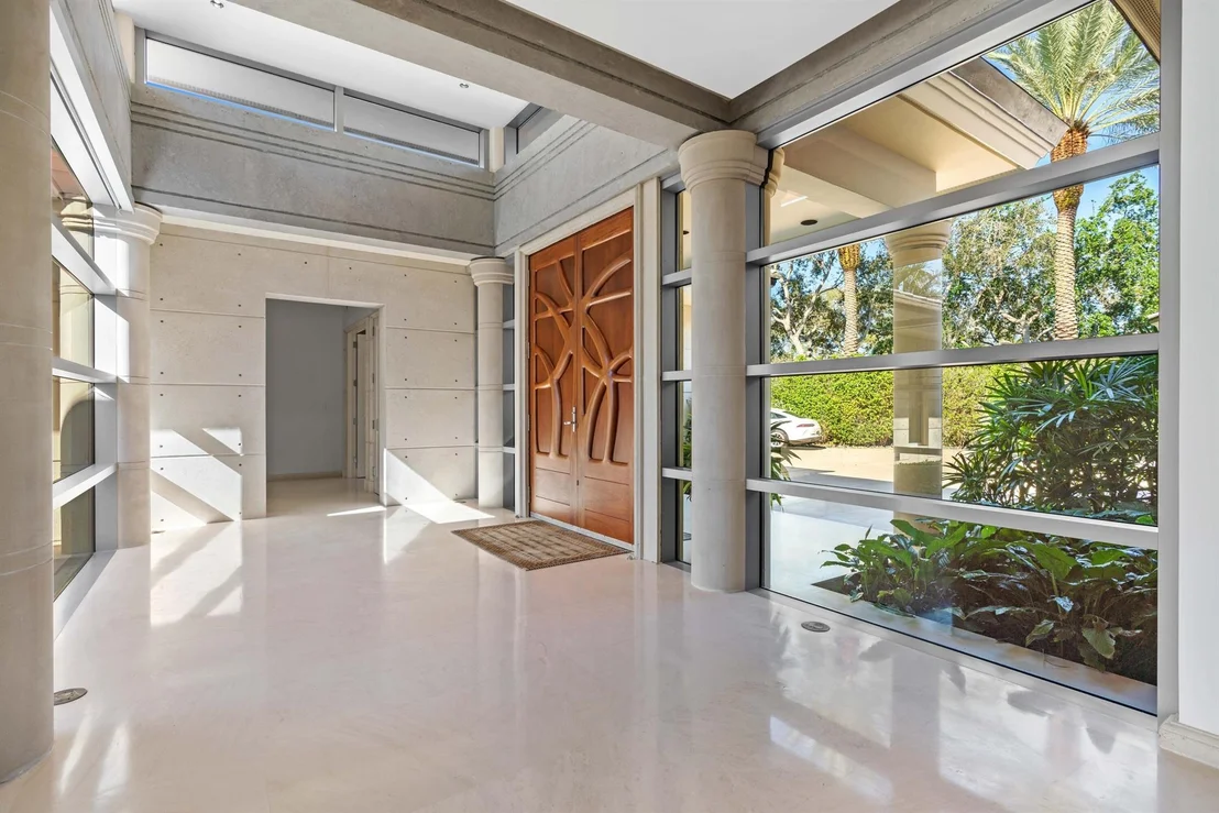 Photo of 380 Regatta Drive