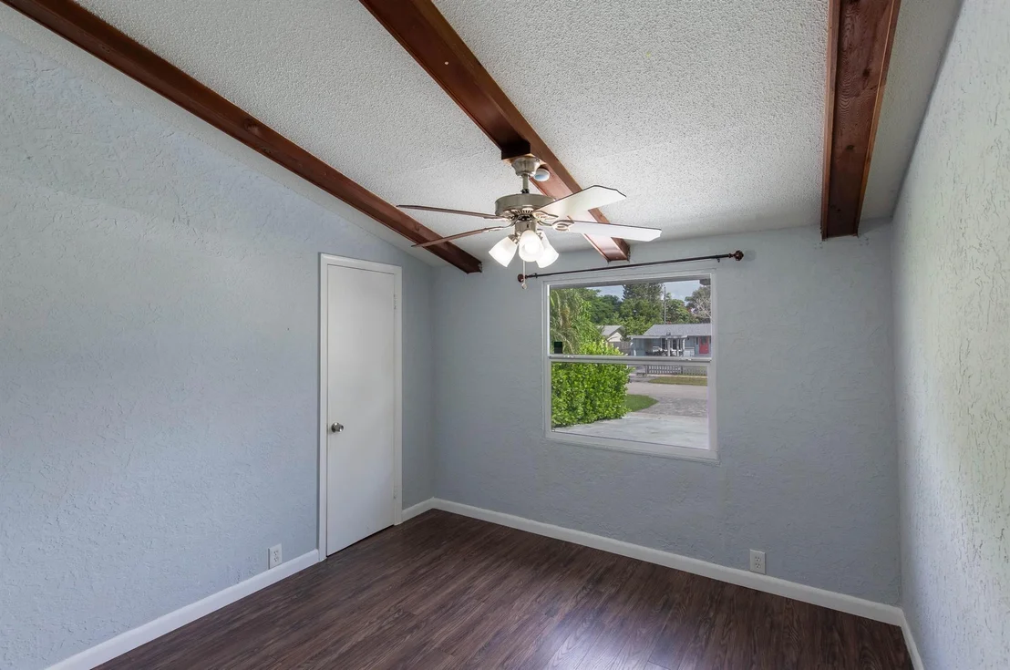Photo of 3834 Mackinac Road