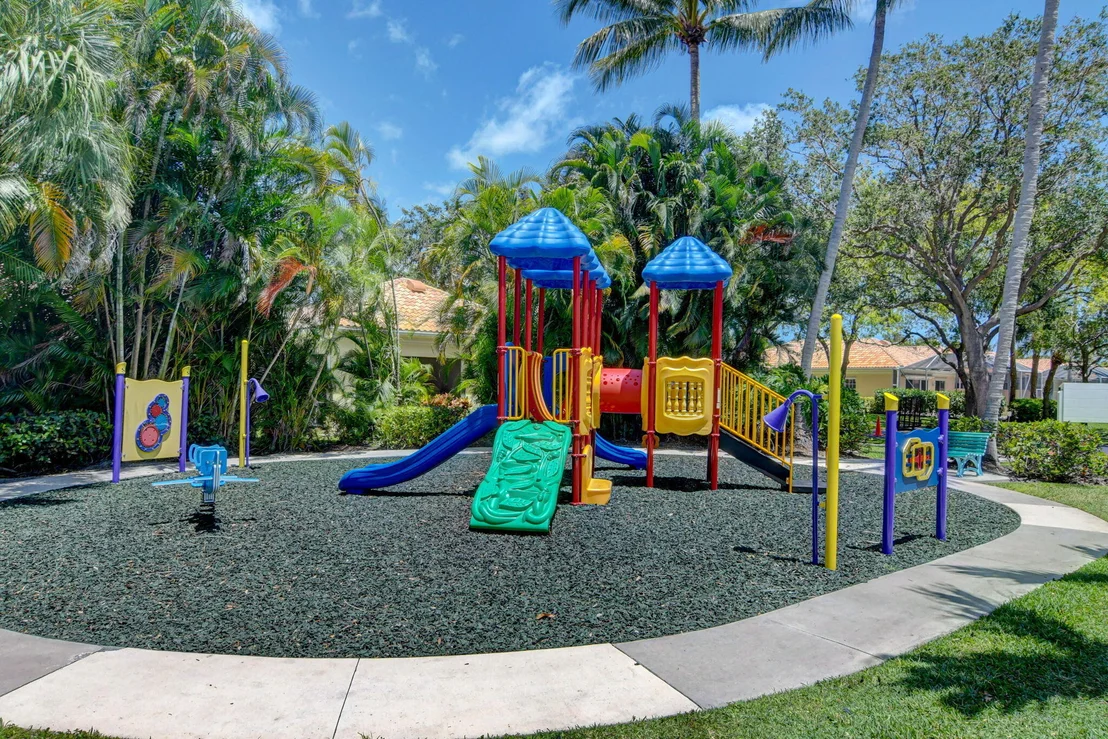 Photo of 4690 Hammock Circle