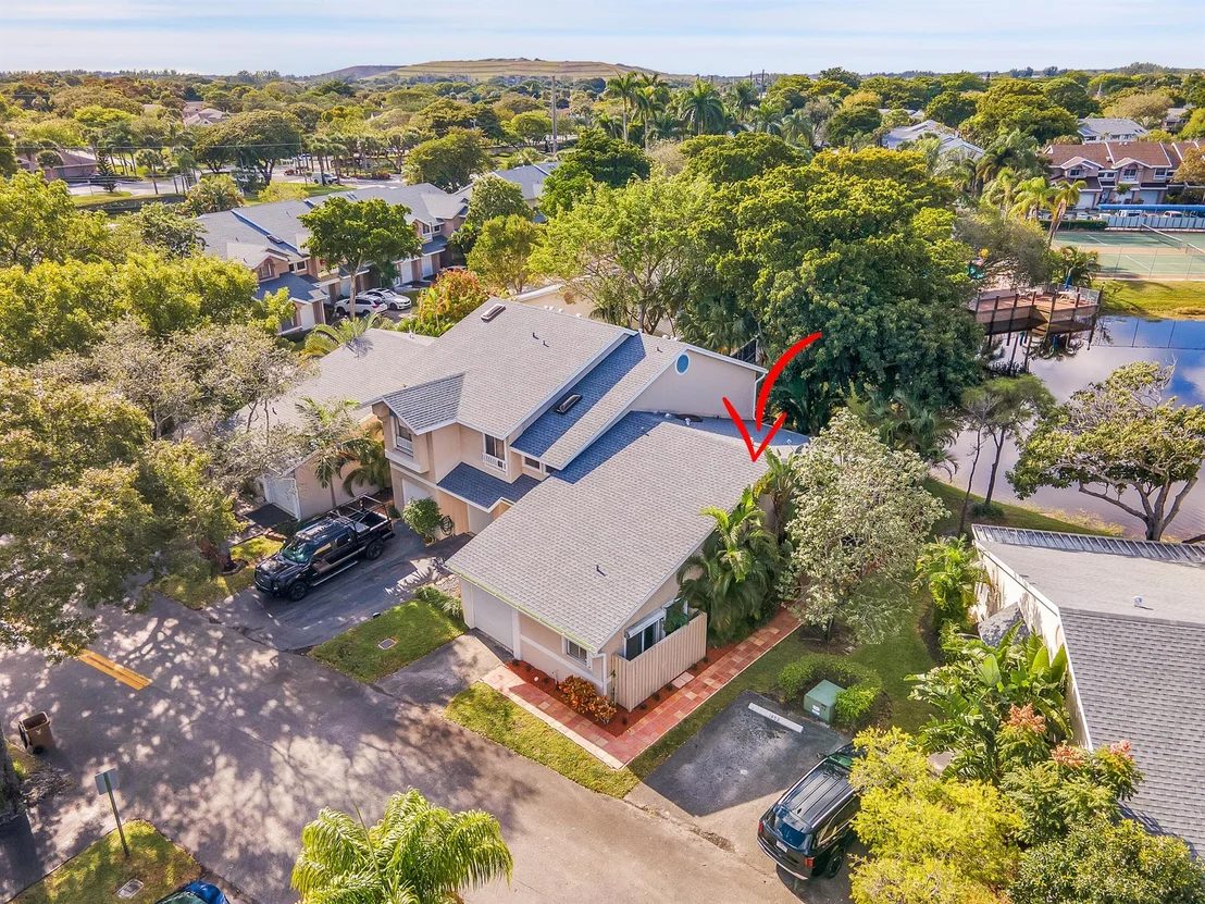 Photo of 1893 Discovery Way
