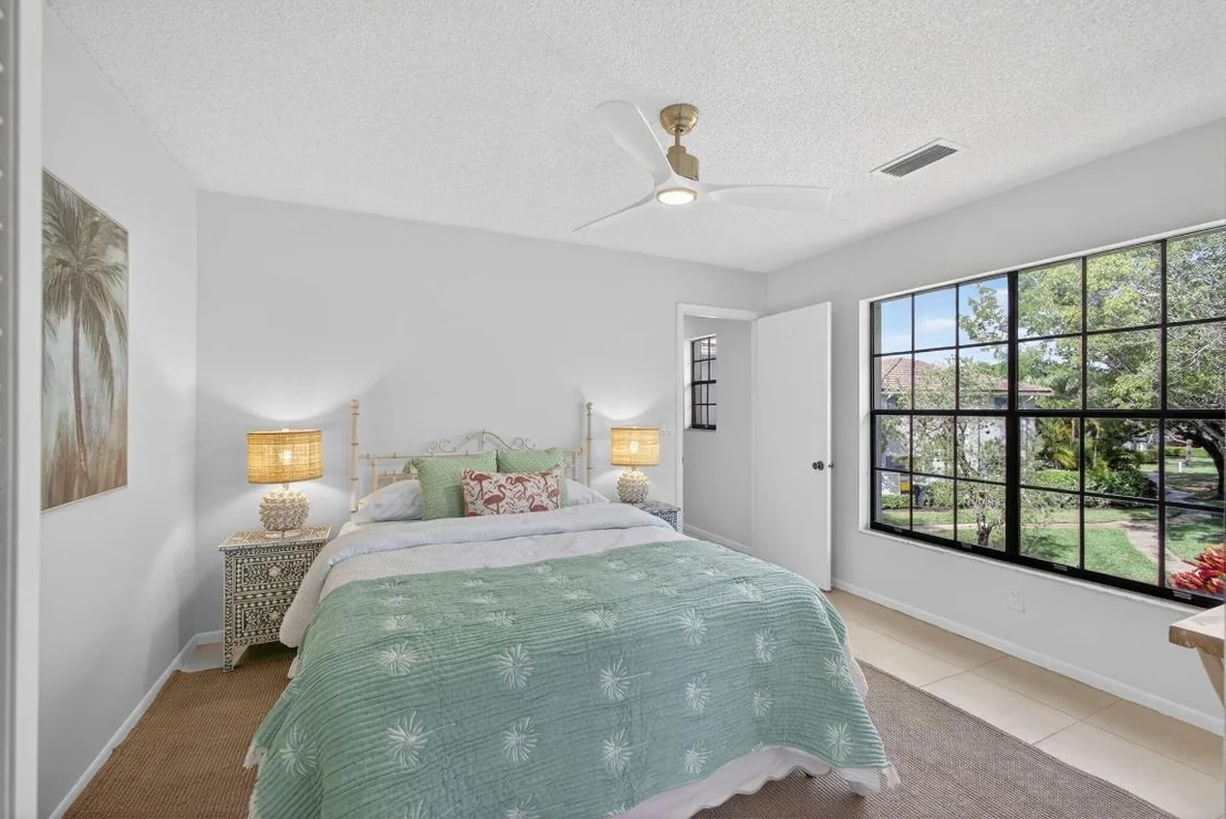 Photo of Unit 2 at 357 Prestwick Circle