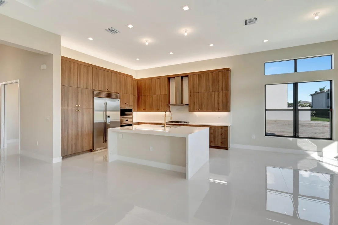Photo of 9452 Riverside Park Drive