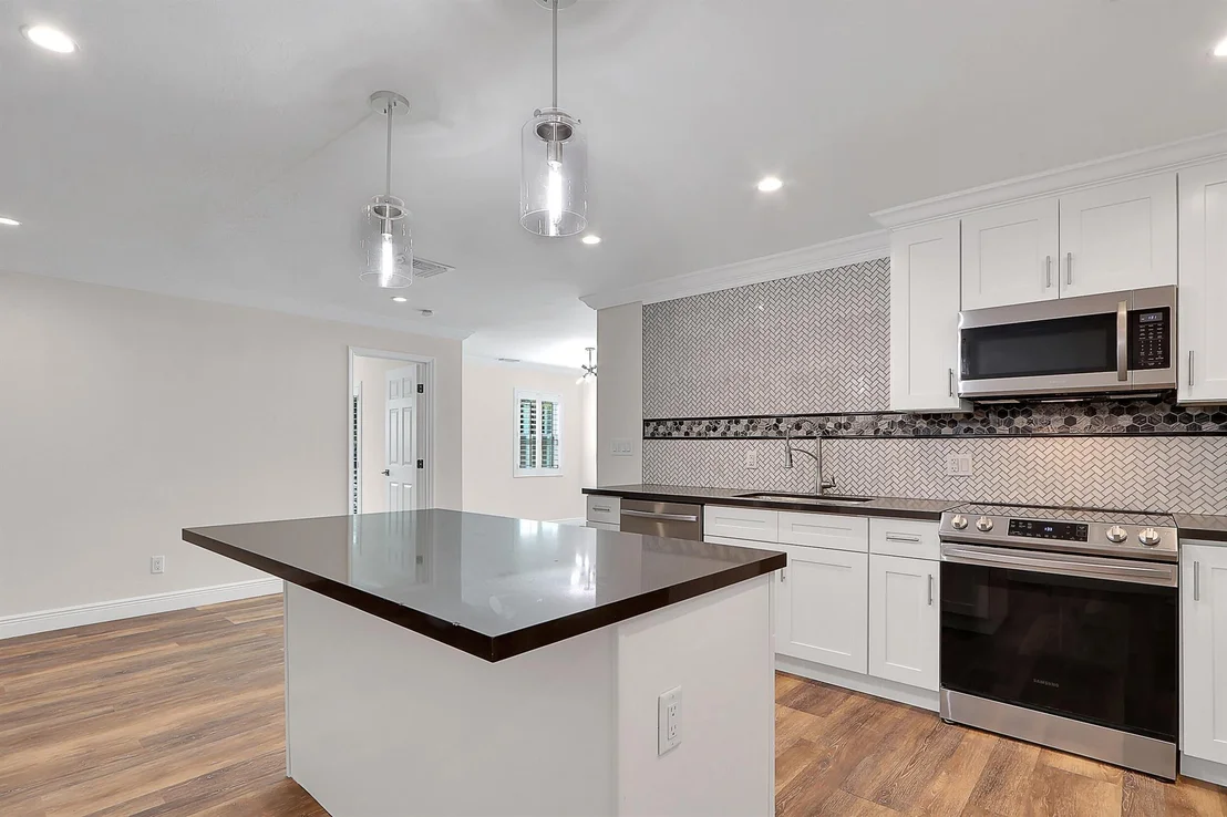 Photo of 1054 NW 12th Terrace