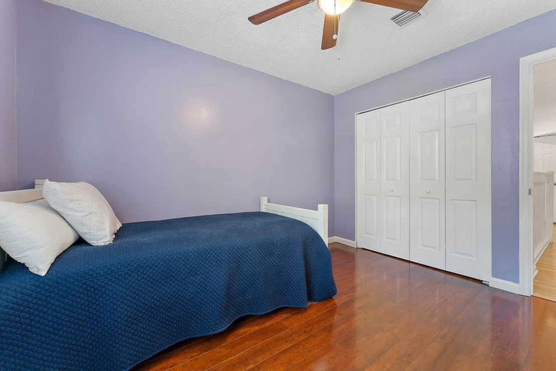 Photo of 9886 Warner Lane