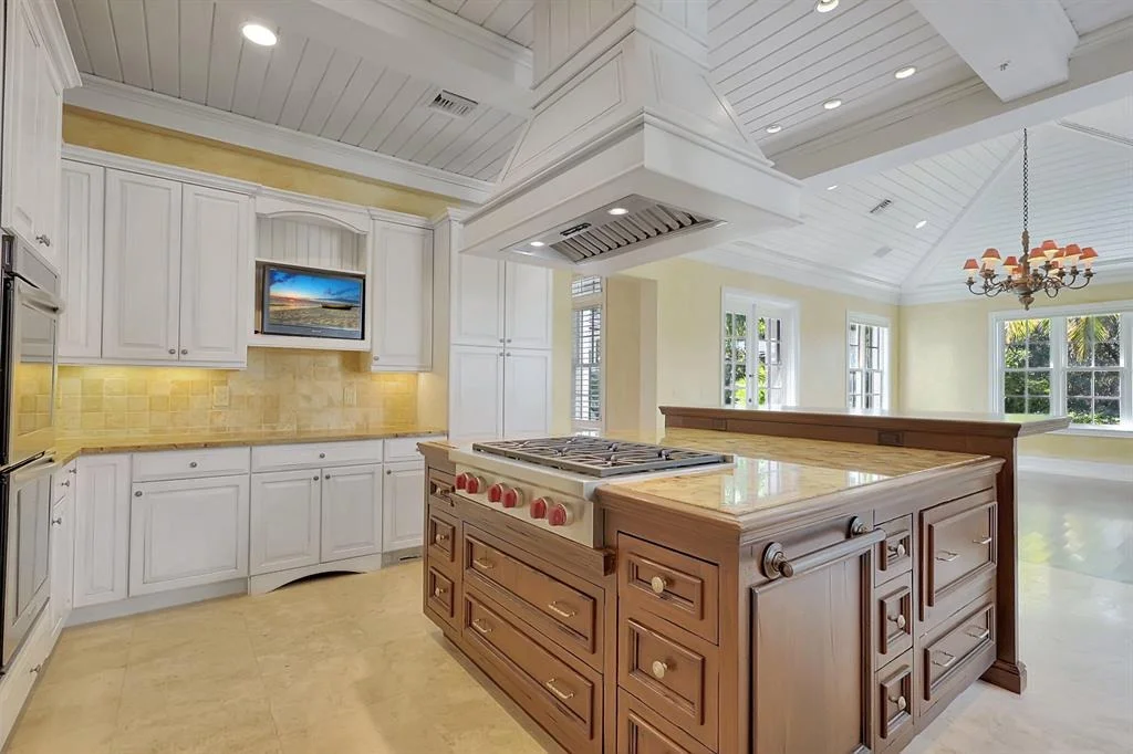 Photo of 551 White Pelican Circle