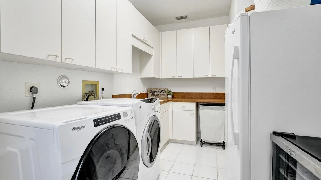 Photo of 2760 Pinehurst