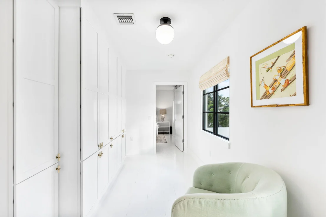 Photo of 226 Cove Place