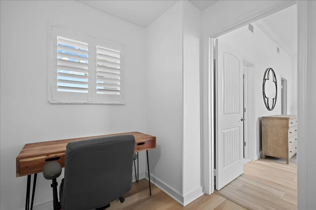 Photo of 105 MAINSAIL Circle