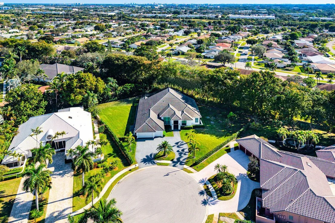 Photo of 17607 Bocaire Place