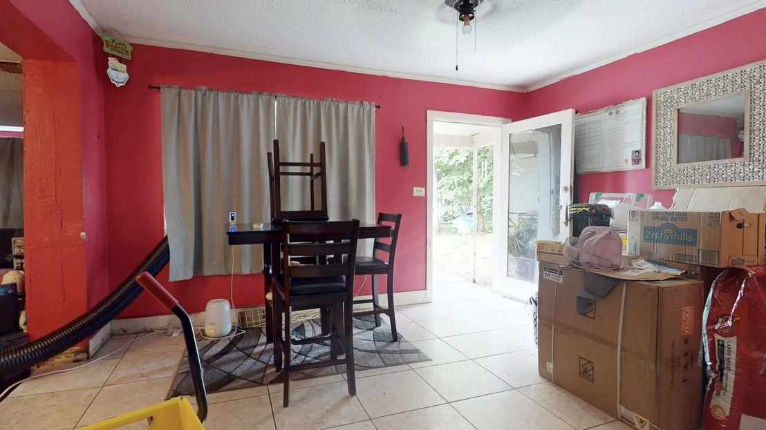 Photo of 1112 NW 2ND Street