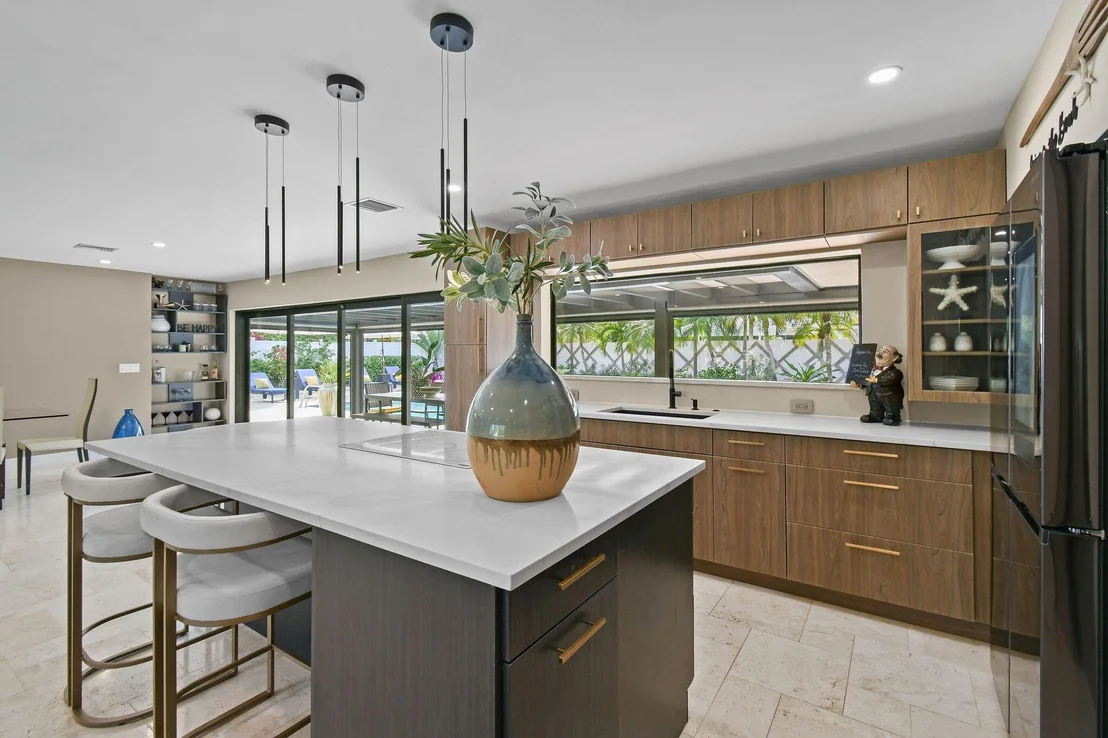 Photo of 1191 Dolphin Road