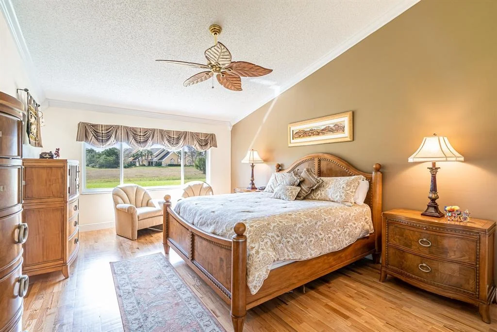 Photo of 6164 Petaluma Drive