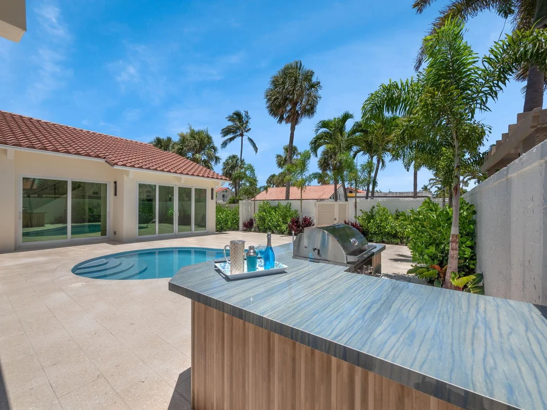 Photo of 105 W Bonefish Circle
