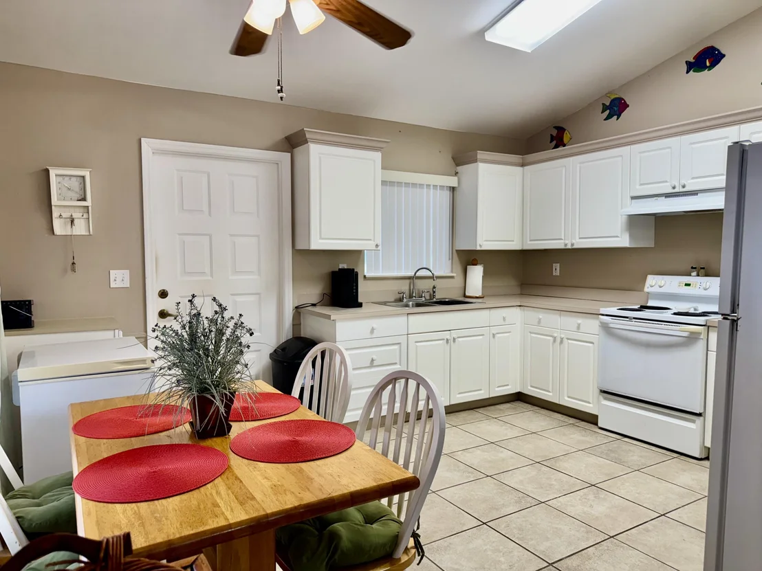 Photo of 4331 SW 11th Way
