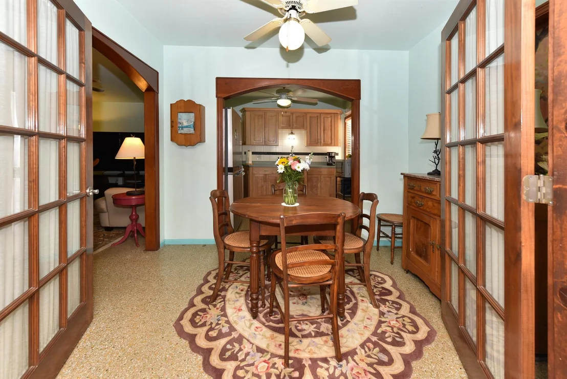 Photo of 1116 NE Oceanview Circle