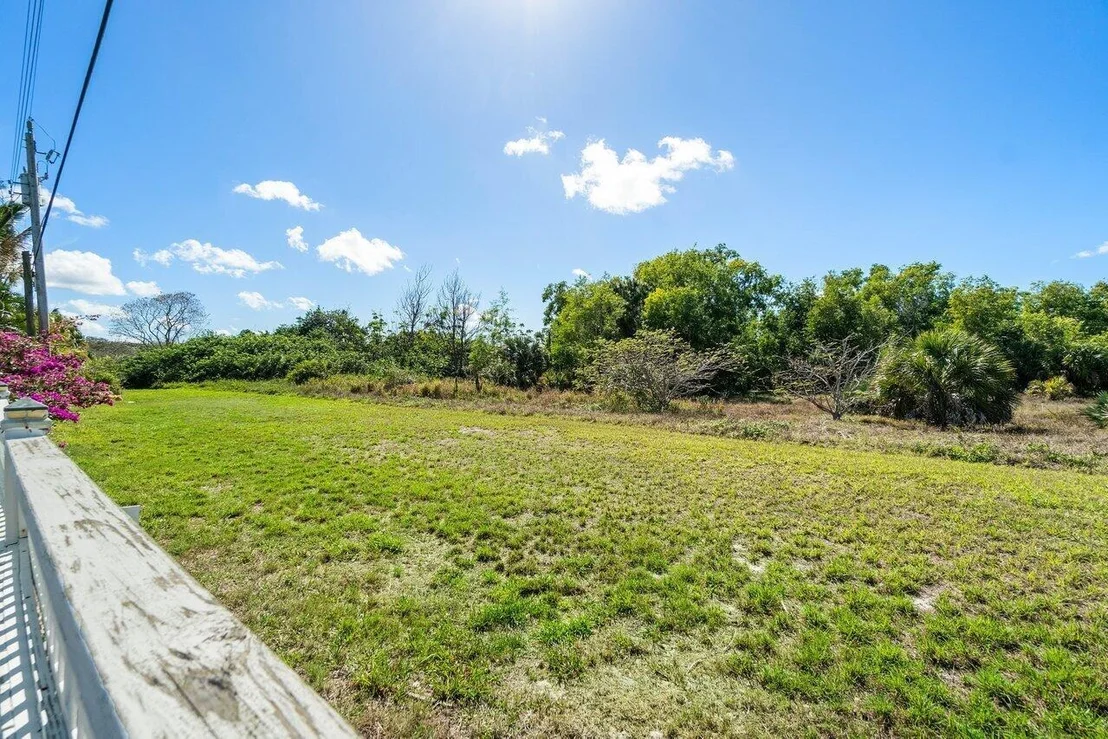 Photo of 18946 SE Southgate Drive