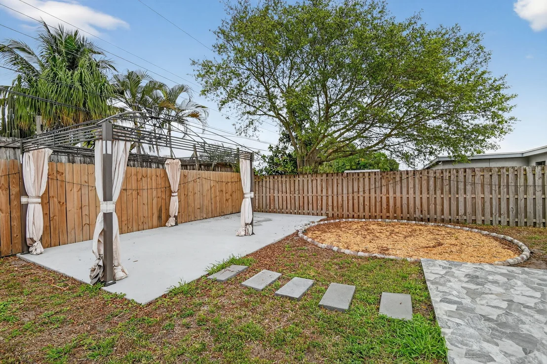 Photo of 419 Cheyenne Drive