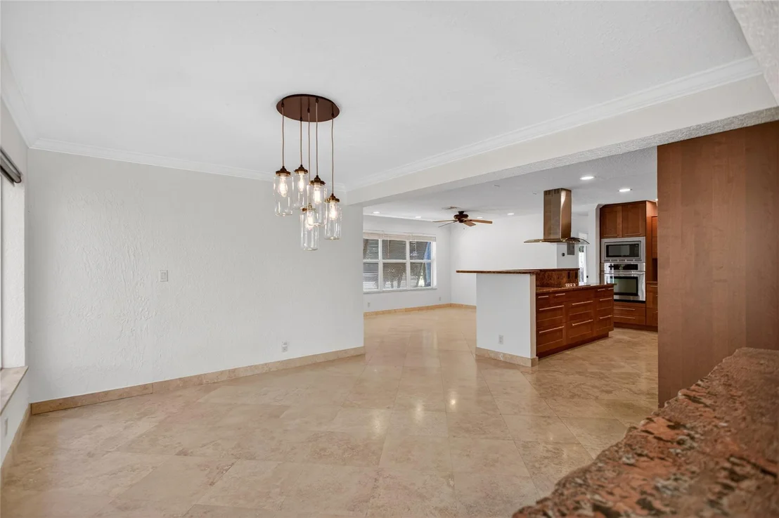 Photo of 601 SE 5th Terrace
