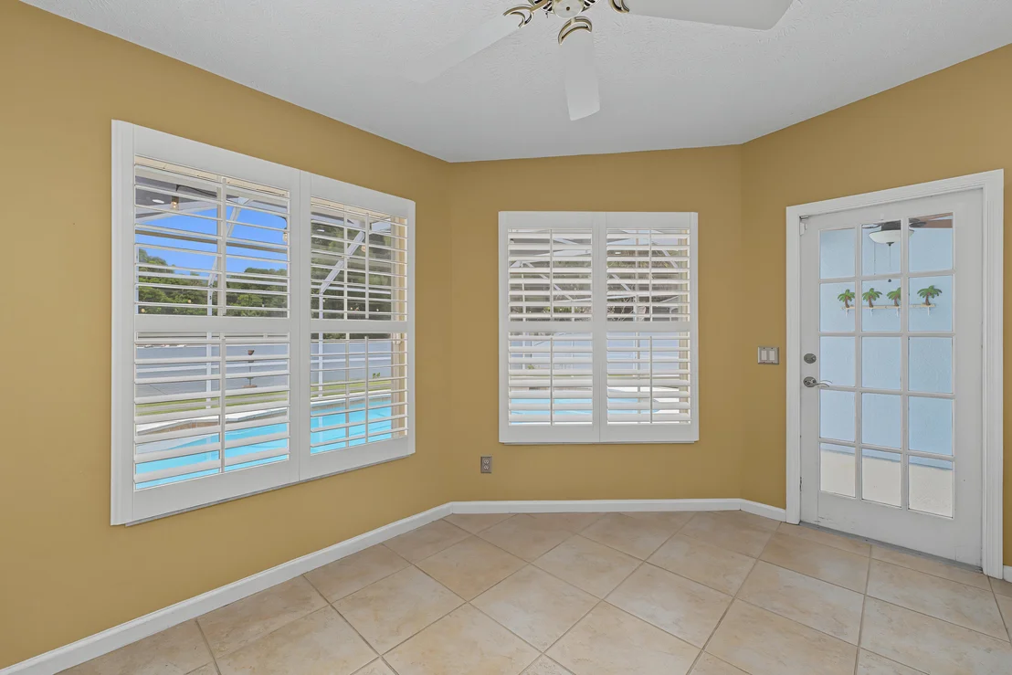 Photo of 6908 Bronte Circle