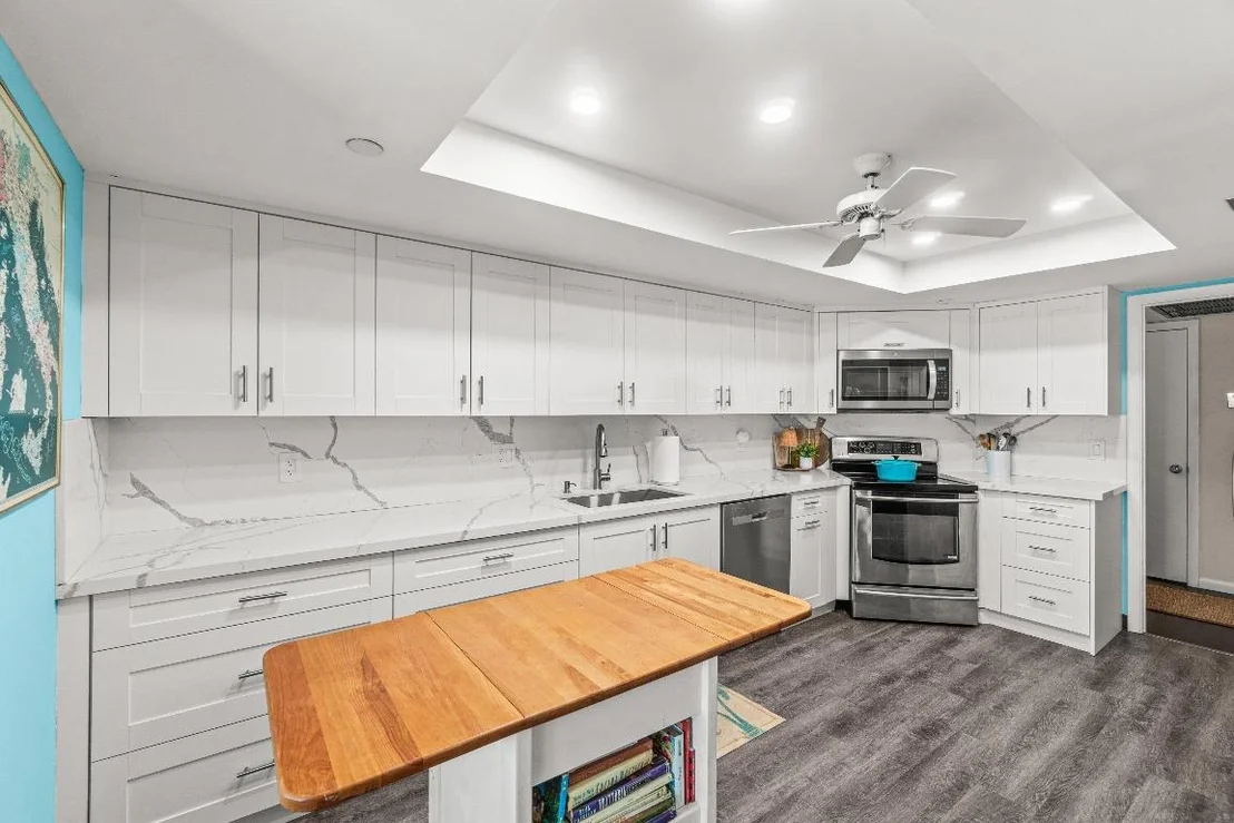 Photo of Unit 708 at 4301 N Ocean Boulevard