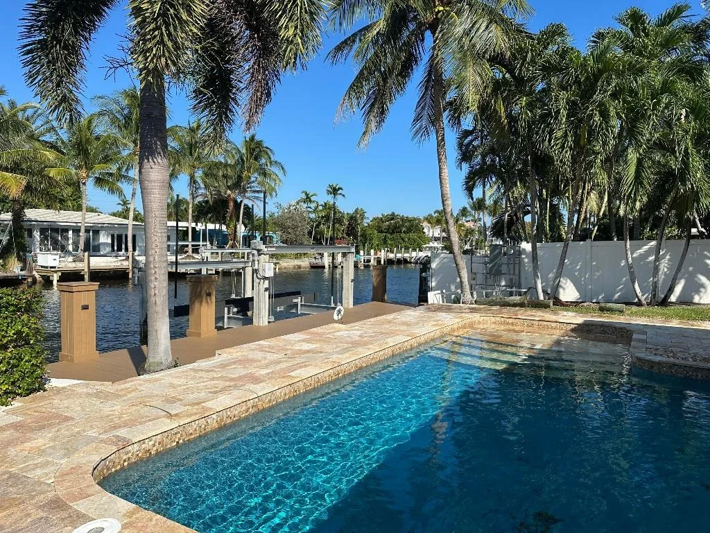 Photo of 725 Shore Drive
