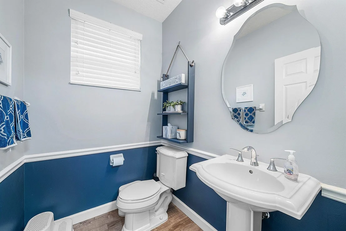 Photo of 1624 W Classical Boulevard