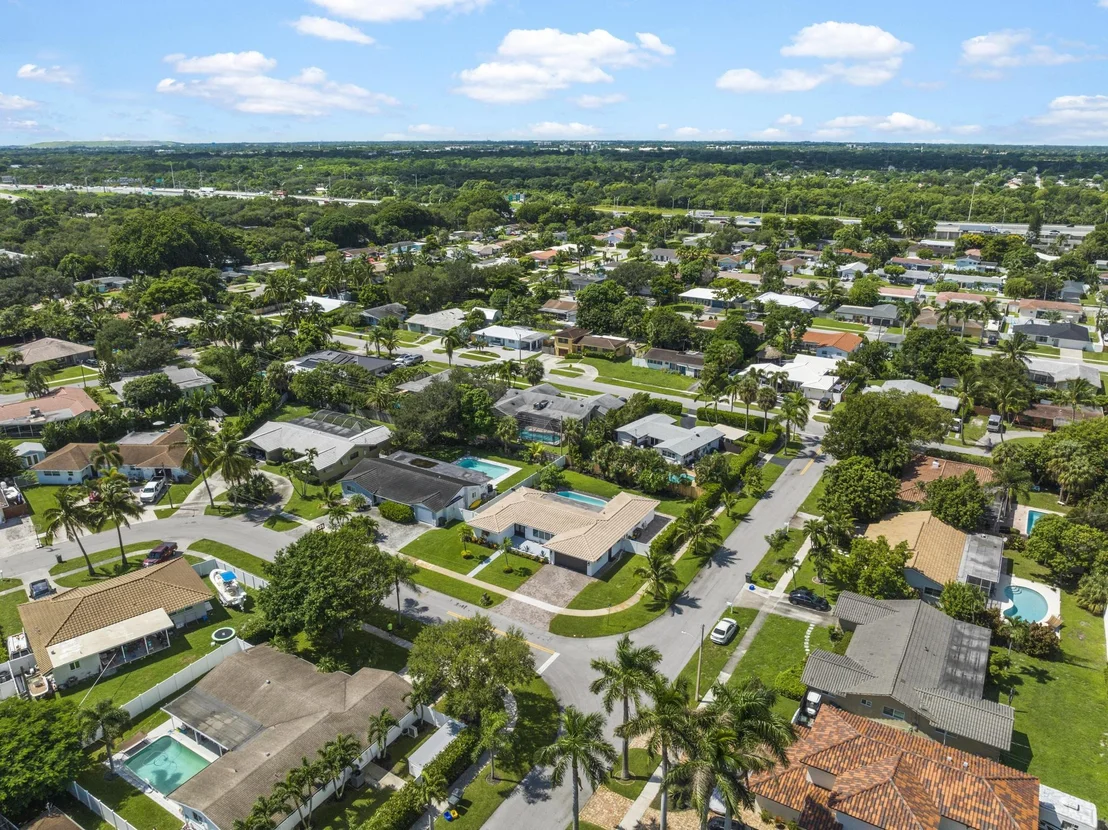 Photo of 599 NW 13th Drive