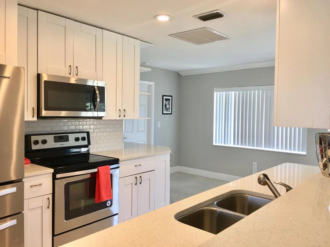 Photo of 371 Venus Avenue