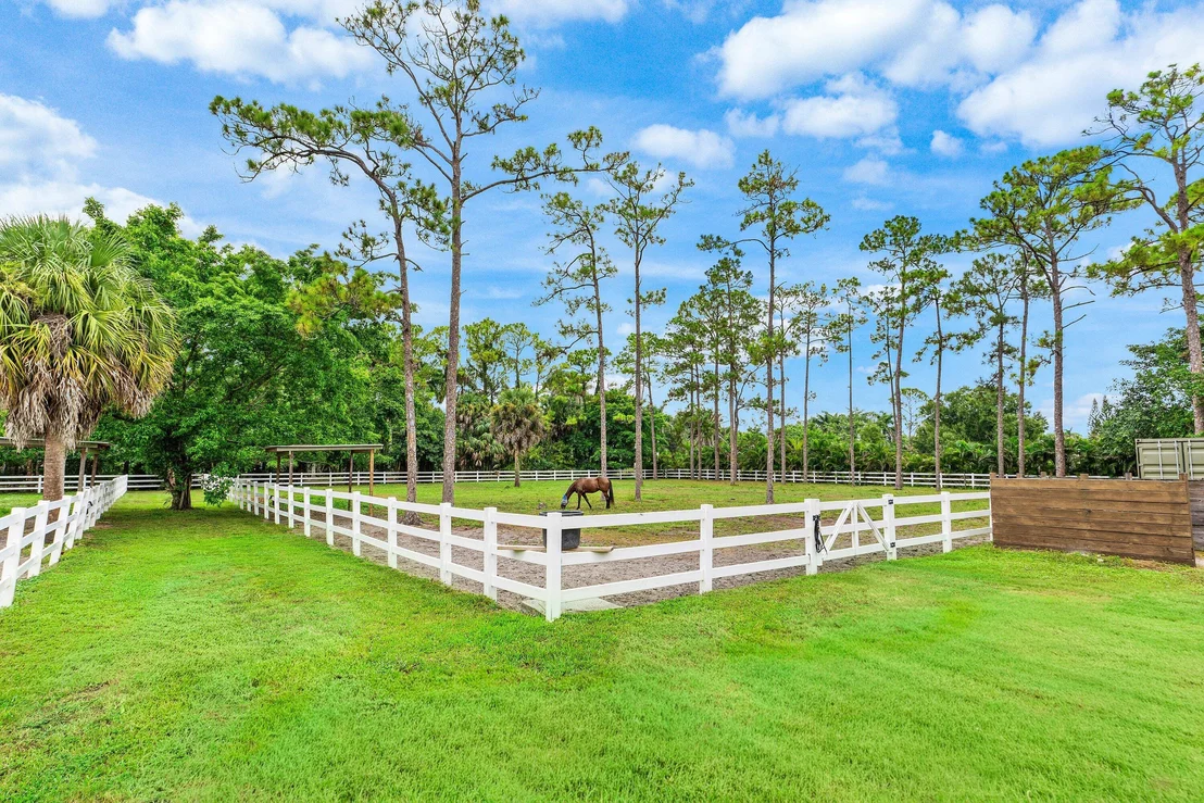 Photo of 2749 A Road