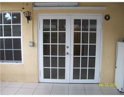 Photo of 5892 Albert Road