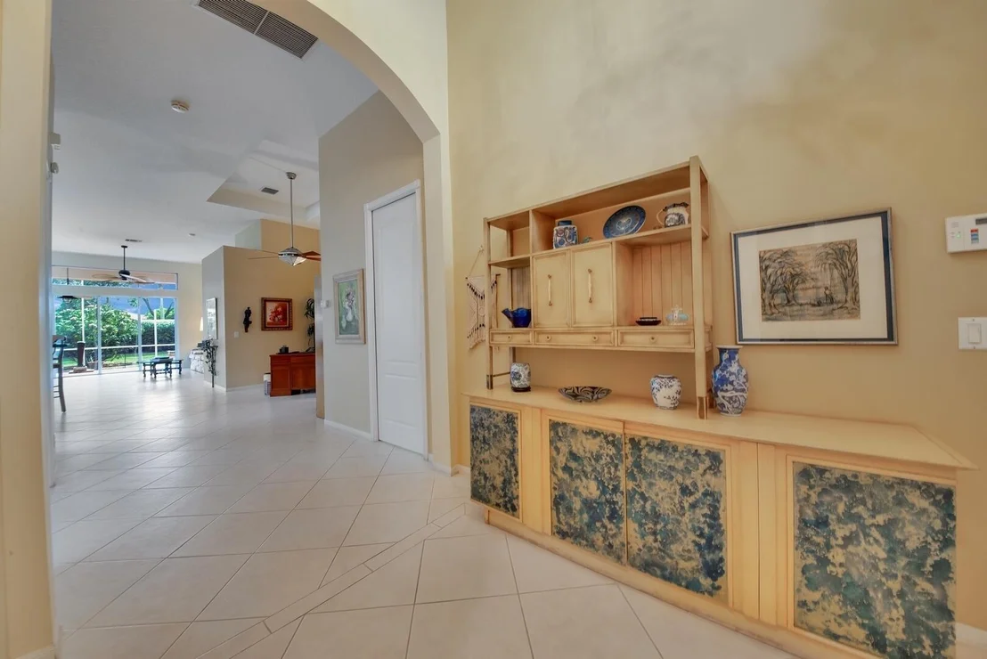 Photo of 7110 Veneto Drive