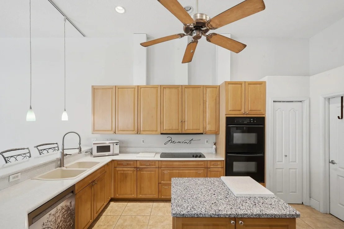Photo of 1002 Ibis Avenue